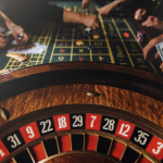 如何通过数学分析在棋牌游戏中获得优势-百家乐技巧-百家乐策略-百家乐论坛